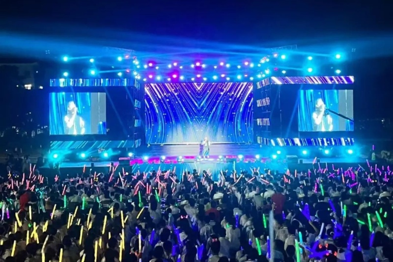 &ldquo;活力望中 閃耀未來&rdquo;東莞市望牛墩中學 (教育集團) 五十八周年校慶晚會隆重舉行