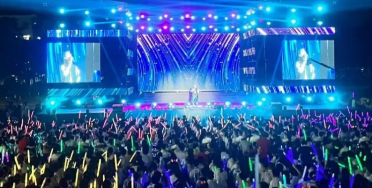 &ldquo;活力望中 閃耀未來&rdquo;東莞市望牛墩中學(xué) (教育集團(tuán)) 五十八周年校慶晚會隆重舉行