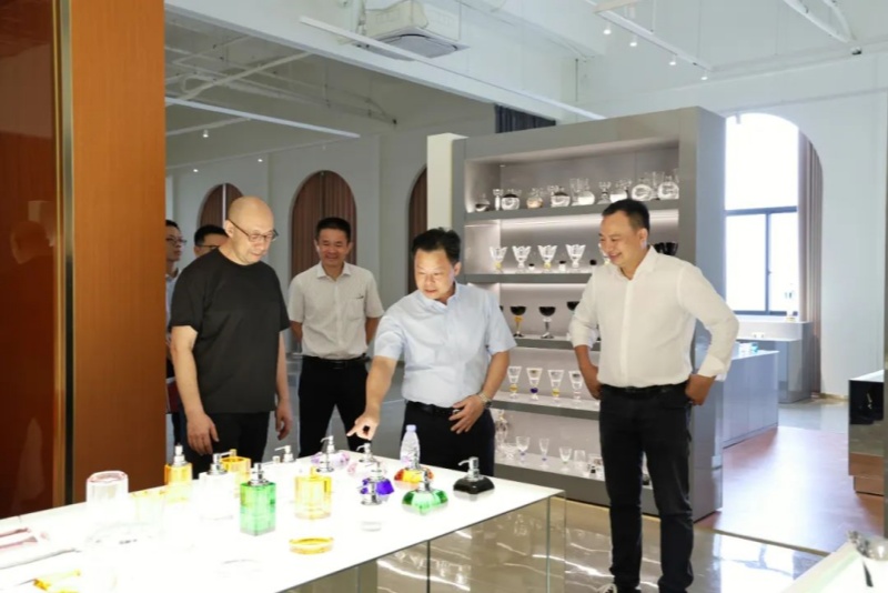 聽訴求、解難題、促發(fā)展！望牛墩鎮(zhèn)黨委書記鄭曉堅走訪調(diào)研企業(yè)