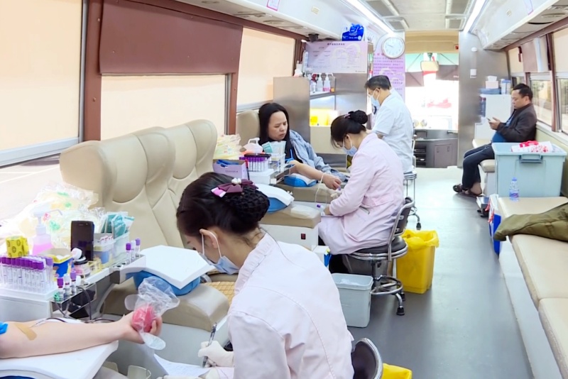 熱血送暖，望牛墩鎮積極開展無償獻血活動