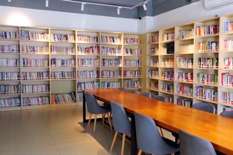 望牛墩：建成5個(gè)城市閱讀驛站  群眾家門口享便捷閱讀