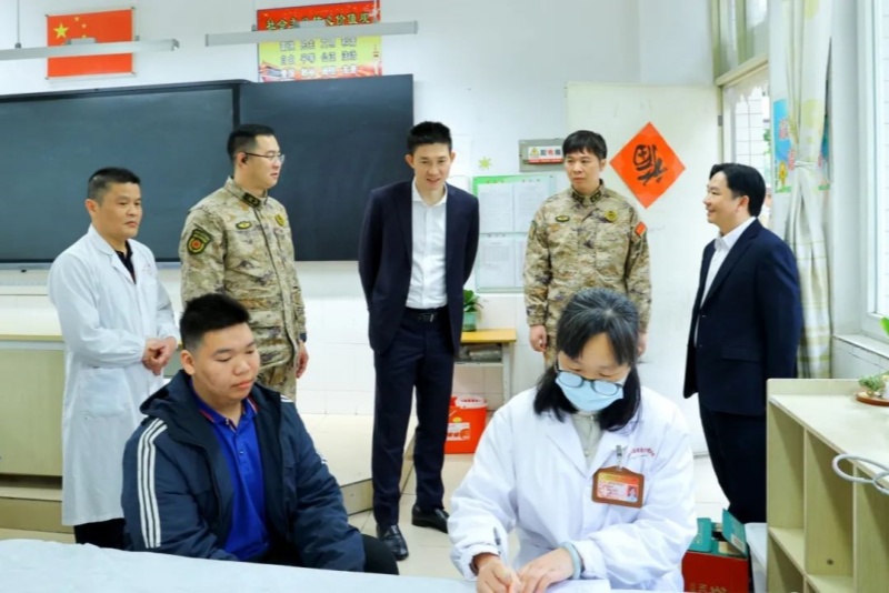 熱血青春獻(xiàn)軍營(yíng)！望牛墩鎮(zhèn)開展2025年上半年征兵體檢工作