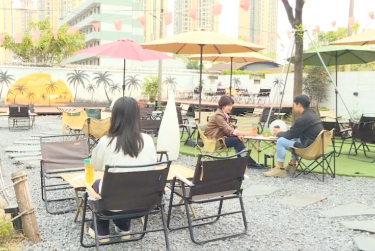 望牛墩：鄉(xiāng)村小院變身&ldquo;網(wǎng)紅店&rdquo; &ldquo;院&rdquo;景變&ldquo;錢&rdquo;景