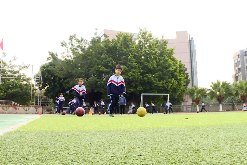 課間變&ldquo;運(yùn)動(dòng)樂園&rdquo;！望牛墩小學(xué)生15分鐘玩出&ldquo;新花樣&rdquo;