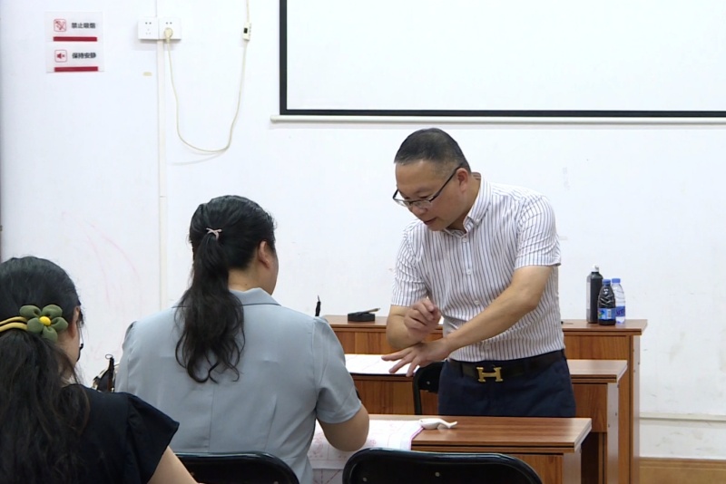 青春&ldquo;夜&rdquo;綻放 望牛墩鎮團委開展&ldquo;青年夜校&rdquo;基礎教學課