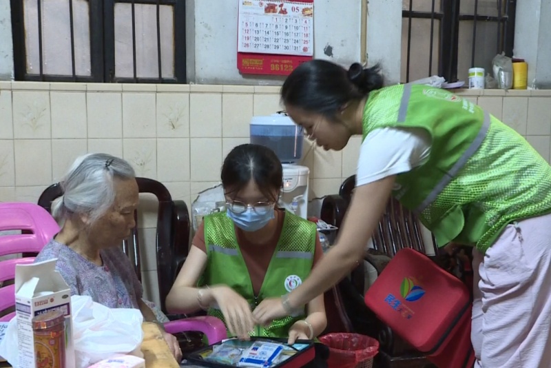 防跌有愛，守護常在！望牛墩&ldquo;愛心防跌包&rdquo;，歲歲守護銀齡安全