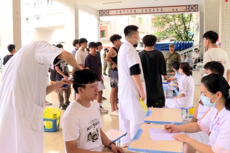 望牛墩鎮開展2025年下半年征兵體檢工作