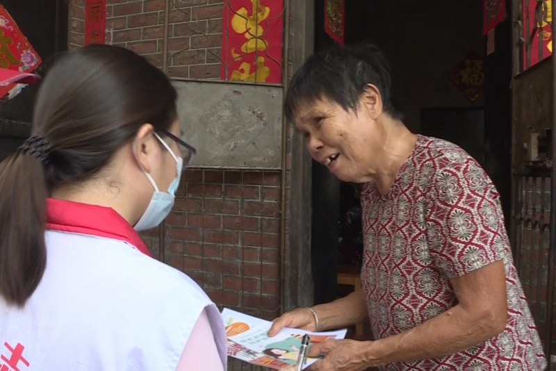 大聲公＋&ldquo;防蚊禮包&rdquo;  望牛墩鎮聚龍江村為村民健康&ldquo;撐傘&rdquo;