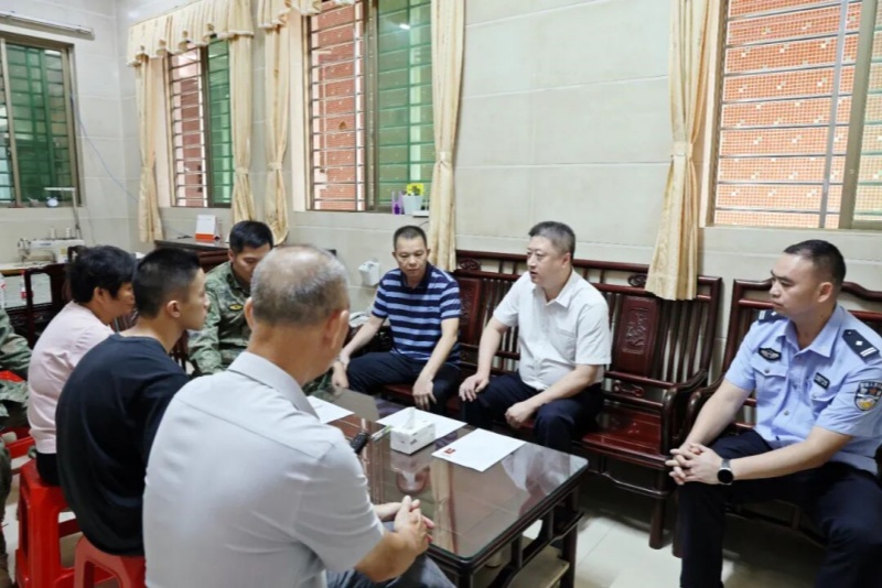 嚴(yán)把征兵政治考核關(guān) 望牛墩鎮(zhèn)開展2025年下半年征兵政治考核走訪調(diào)查