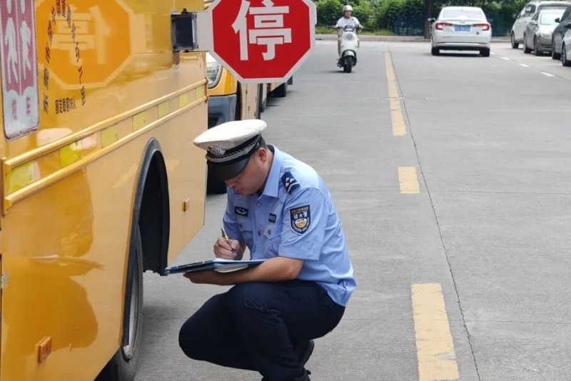 聚焦校車安全！望牛墩全方位排查 護(hù)航學(xué)生出行安全