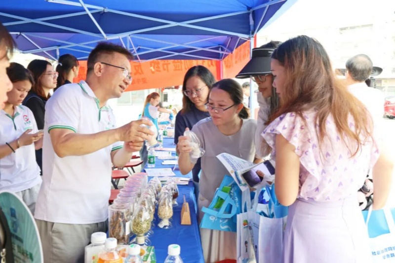 望牛墩鎮開展2025年食品安全宣傳周活動