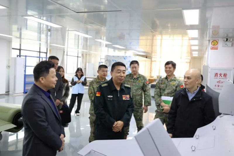 市委常委、東莞軍分區領導張彬到望牛墩鎮調研，問需問計助力企業發展