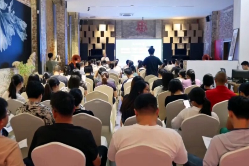 望牛墩商會(huì)榮獲2025年全國&ldquo;四好&rdquo;商會(huì)建設(shè)優(yōu)秀案例