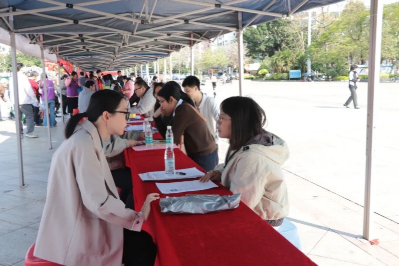 百萬英才匯南粵丨春風送崗促就業，望牛墩鎮舉辦春風行動暨&ldquo;南粵春暖&rdquo;招聘活動